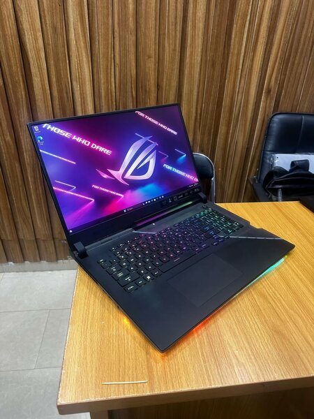 ASUS ROG Strix SCAR 17