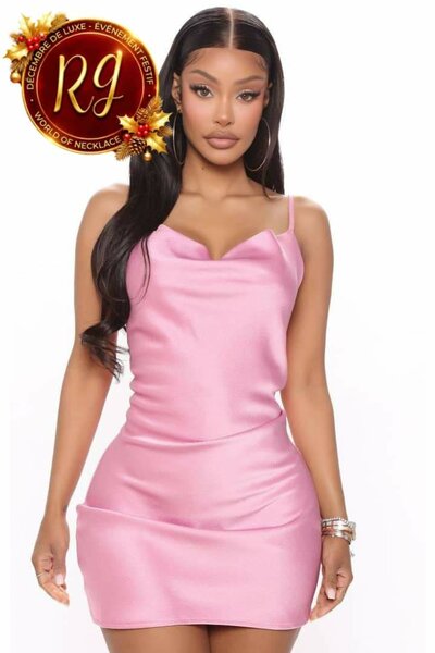 Robe Élegante Satinée