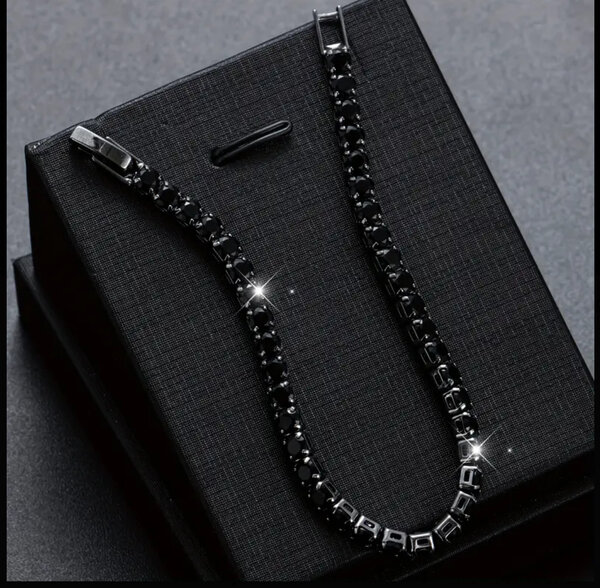 Bracelet élégant en acier noir