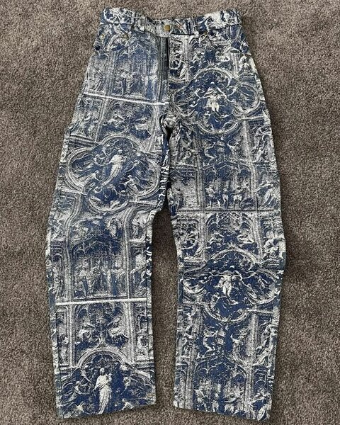 Pantalon en cuir gothique