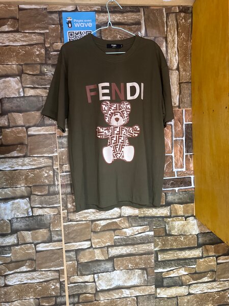 T-shirt graphique tendance