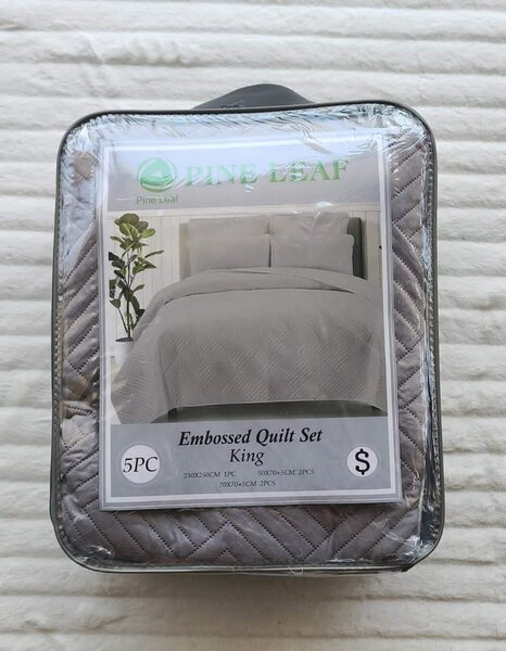 A set of beautiful bed linen Pine Leaf