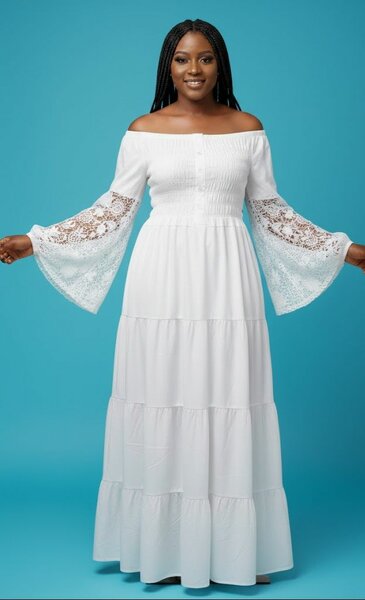 Robe longue en dentelle blanche