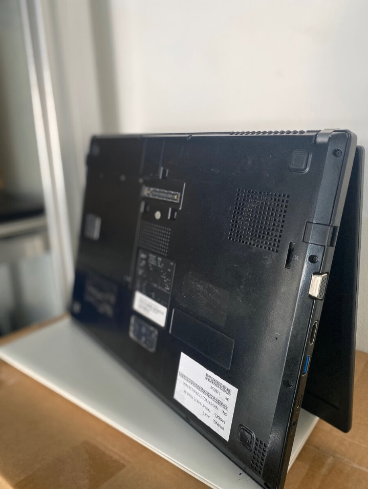 ACER TRAVEL MATE CORE I5