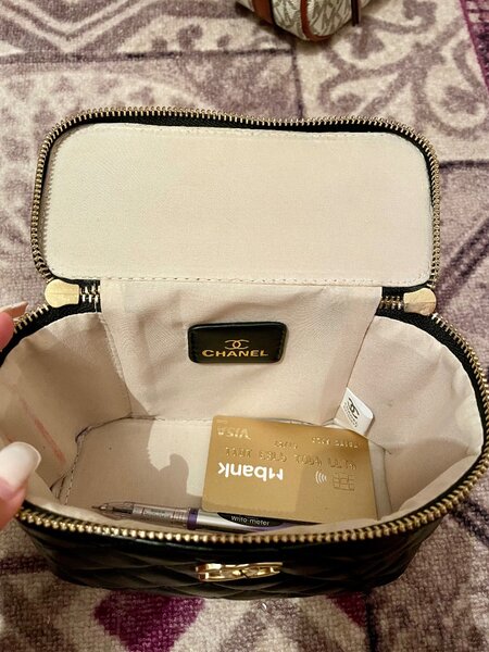 Продается сумка использованы только 2 месяца