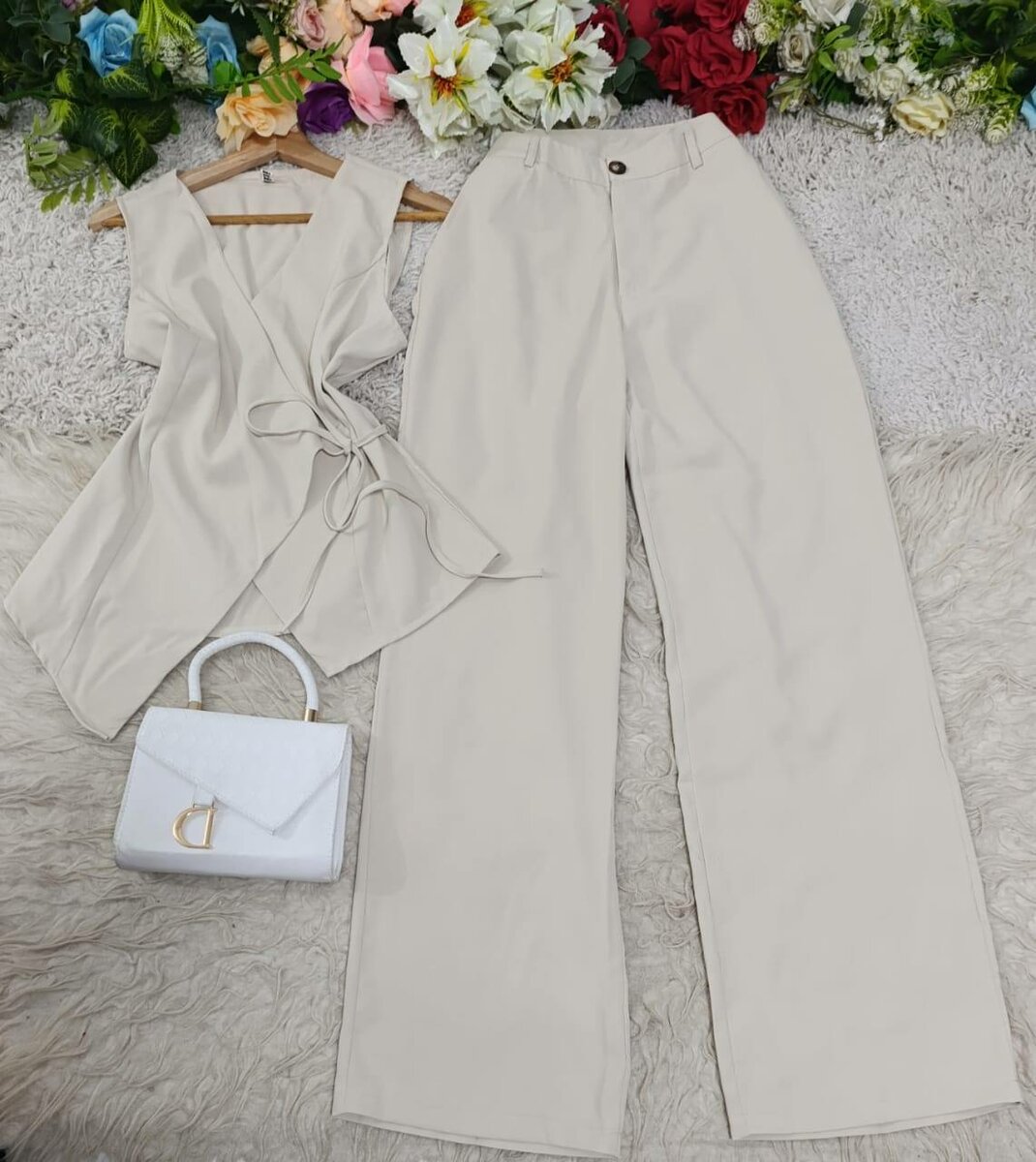 Ensemble élégant blouse et pantalon