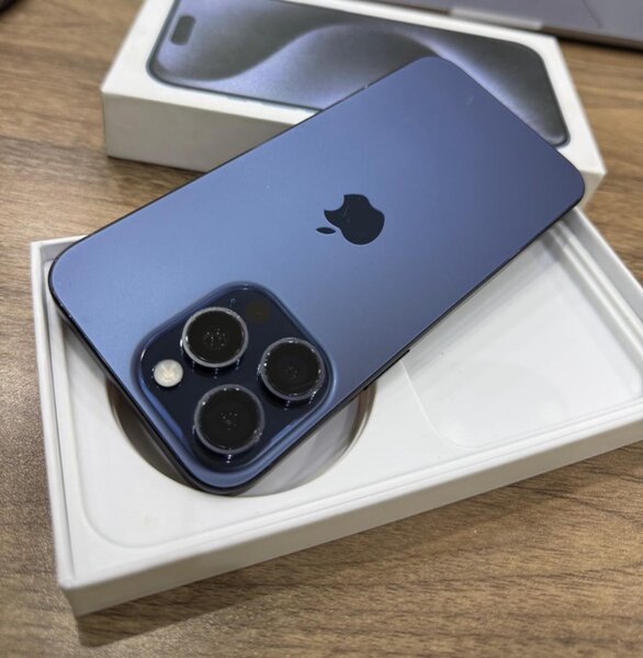 IPHONE 15 pro max 256gb