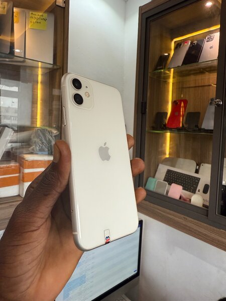 iPhone 11 64G Unlocked