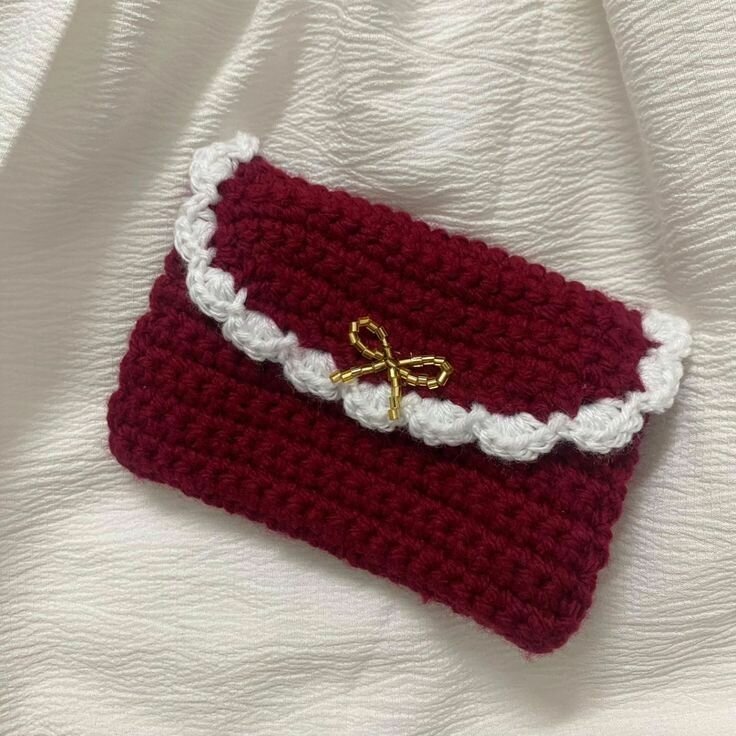 Portable crochet purses