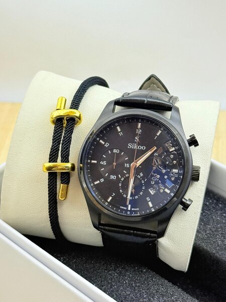 Montre chronographe moderne