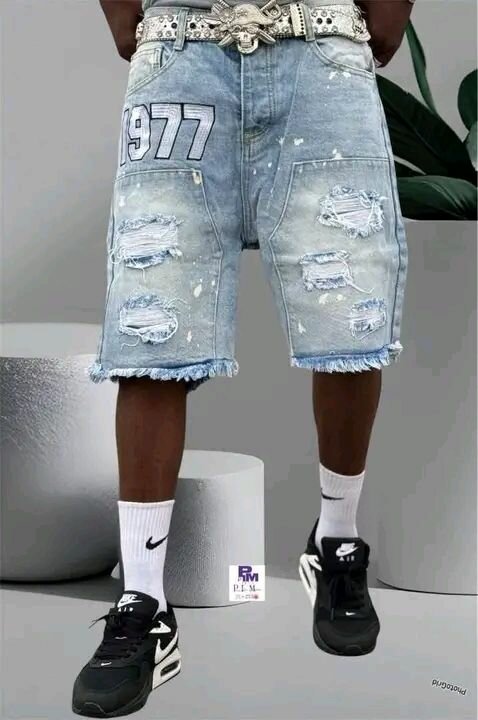 Shorts en jean déchiré homme