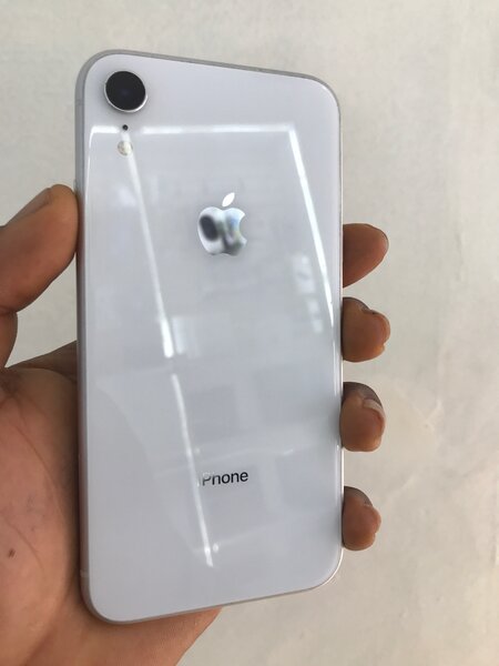 iPhone XR