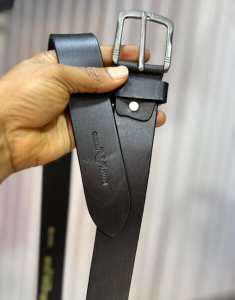 Ceinture en cuir noir élégante