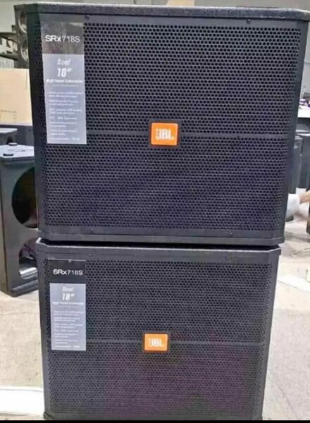 Haut-parleurs JBL 18"