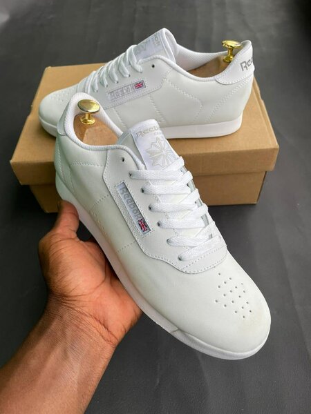 Sneakers blancs classiques