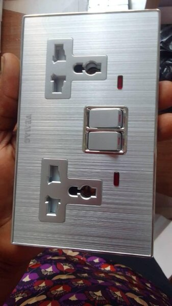 Vemac Socket with USB