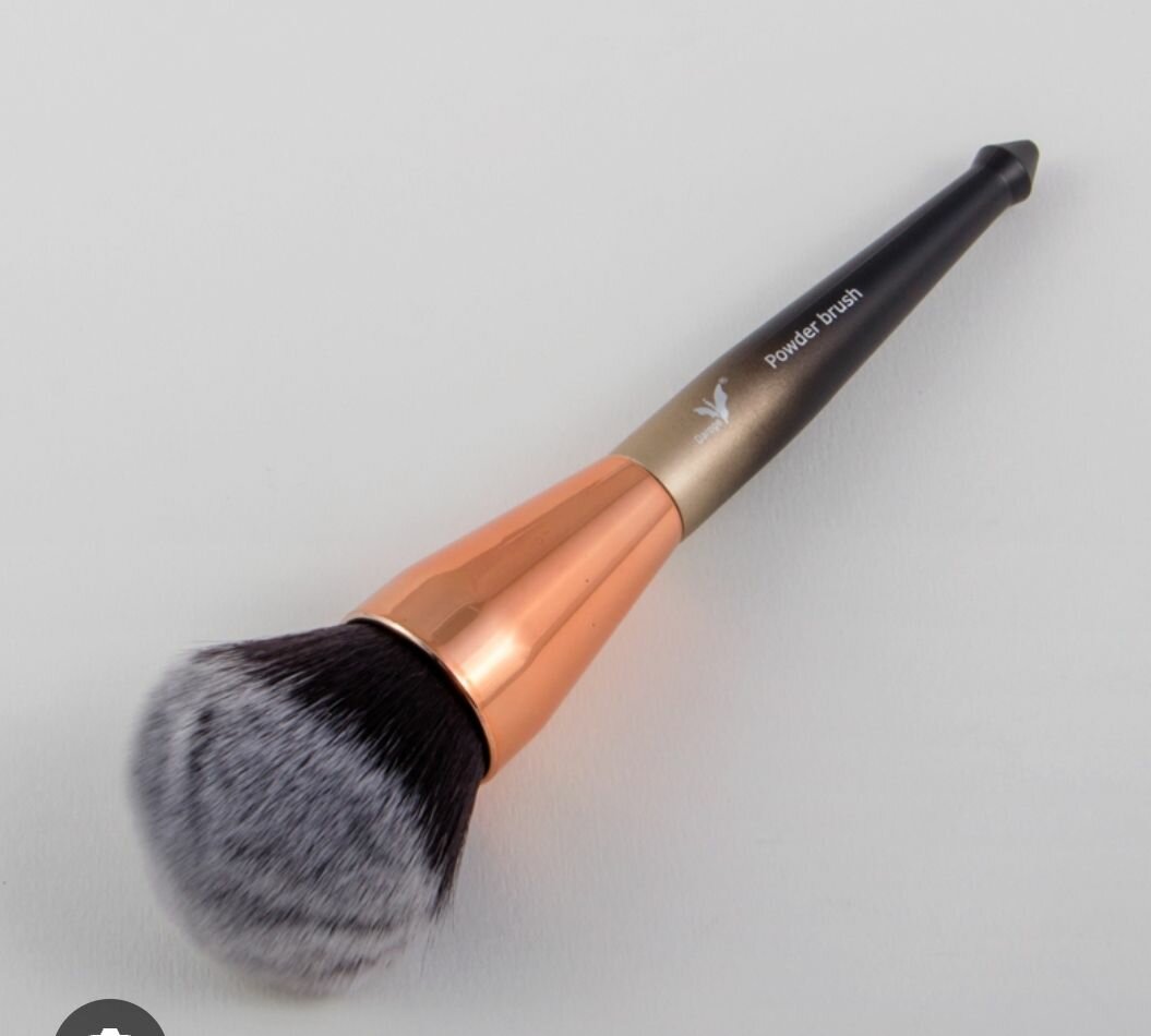 Luxurious Makeup Brush Set