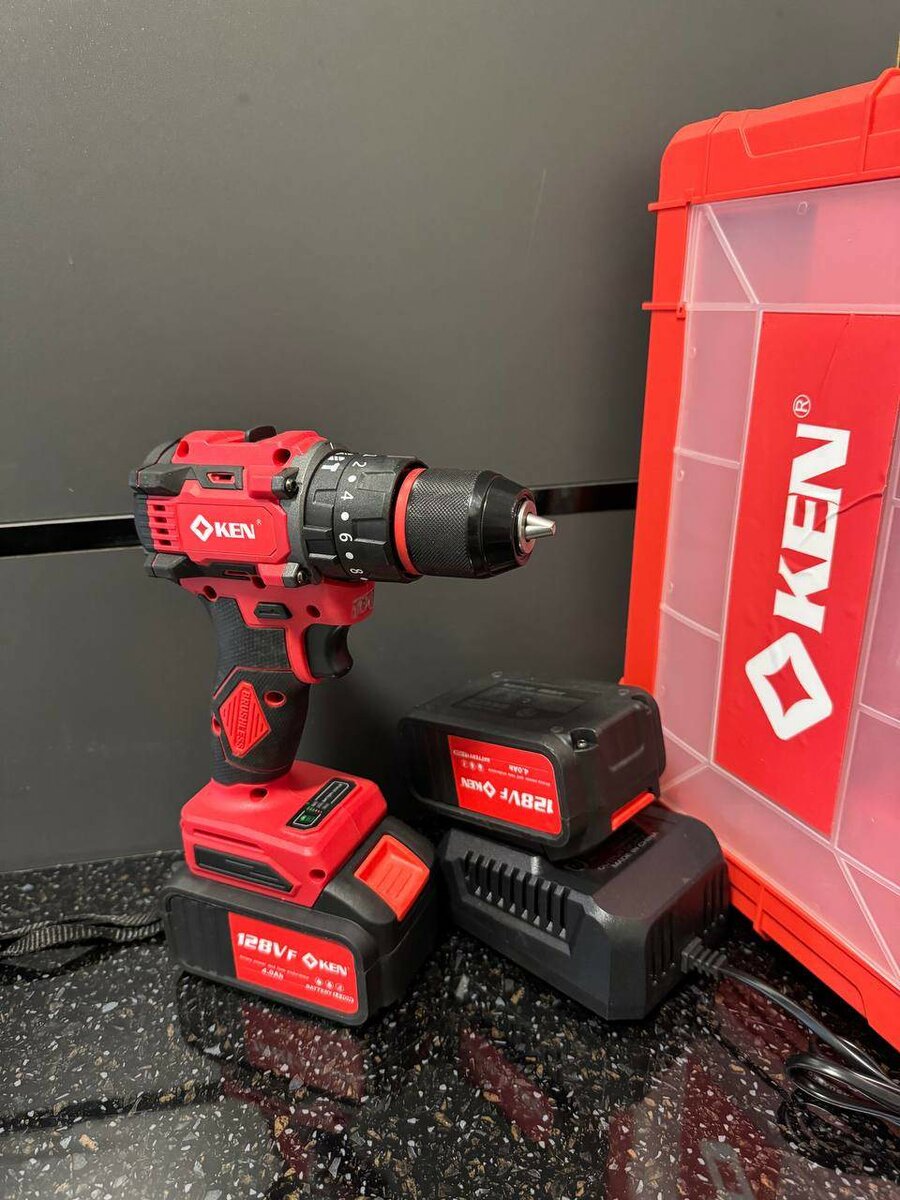 Шуруповерт бесщёточный