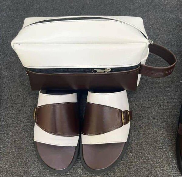 Ensemble élégante de sandales