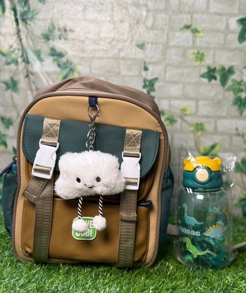 Ensemble sac à dos enfant avec bouteille