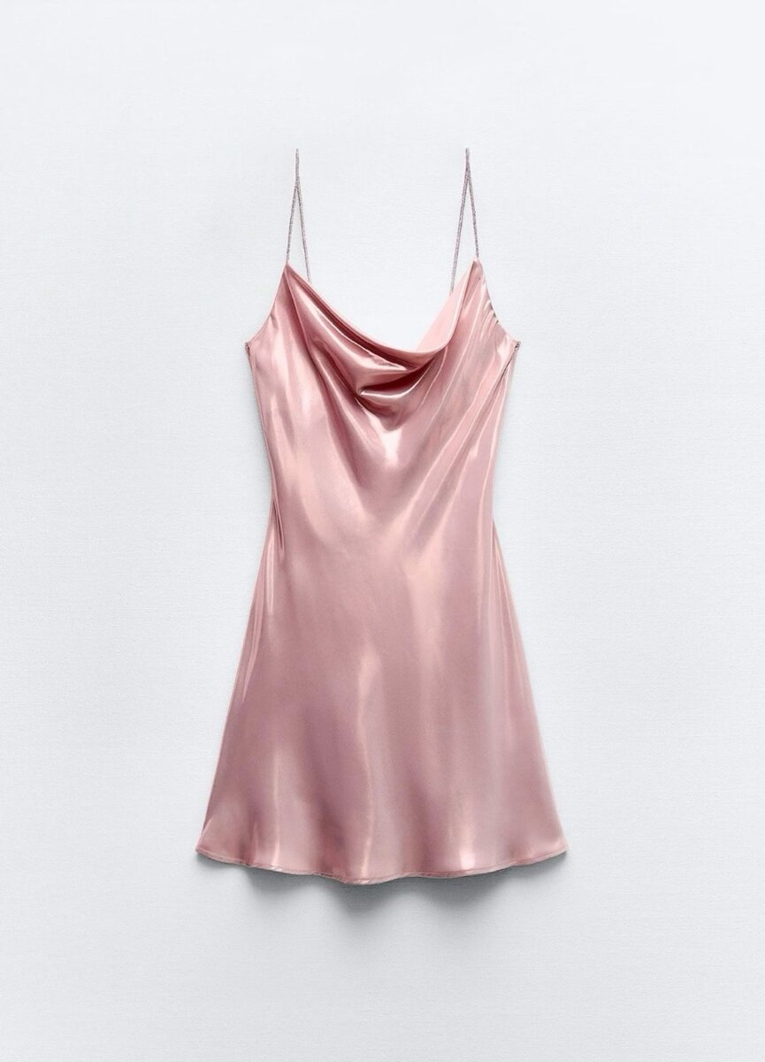 Robe nuisette satinée rose