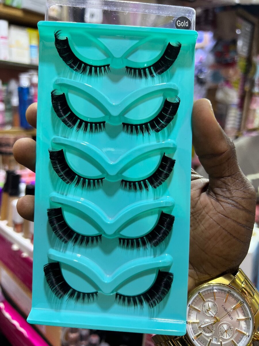 Voluminous False Eyelash Set