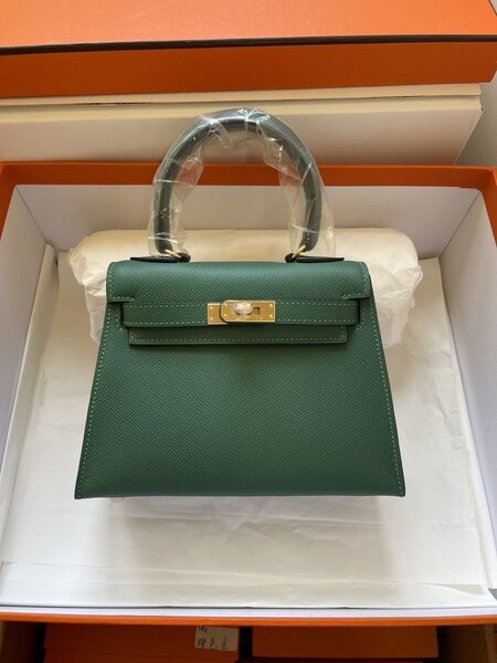 Sac à main élégant cuir