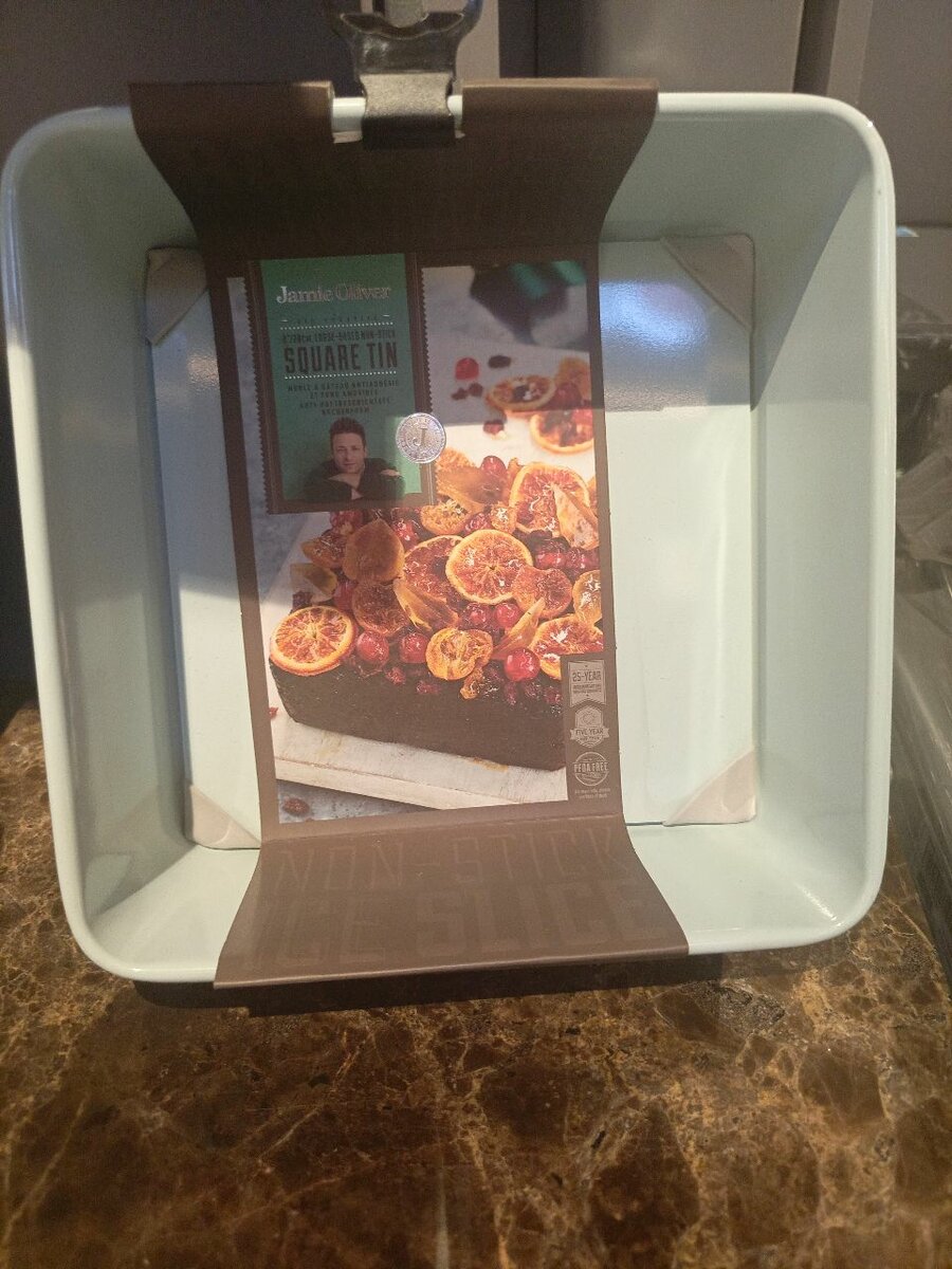 Jamie Oliver Square Non stick Baking Tin