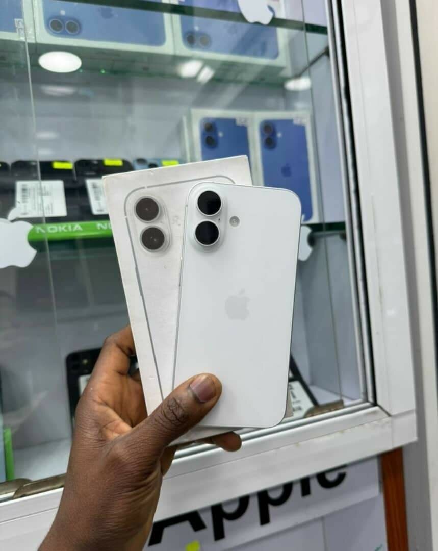 iPhone 16