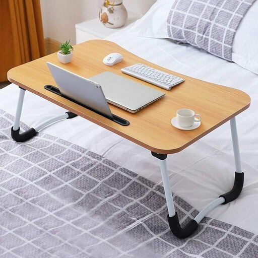 Portable anti-slip laptop table