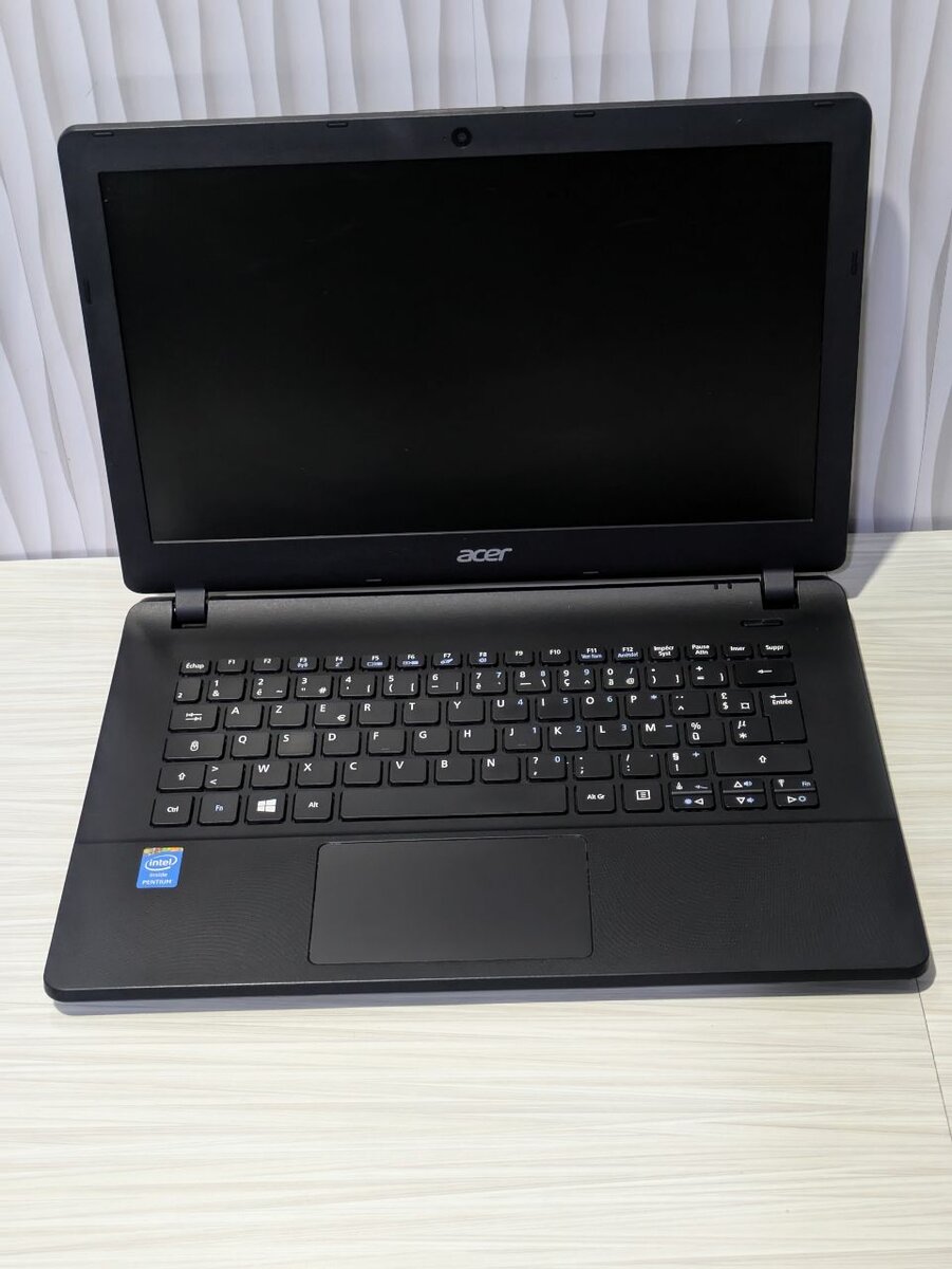 Ordinateur portable Acer compact