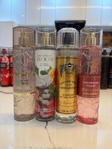 Bath and Bodyworks splashes