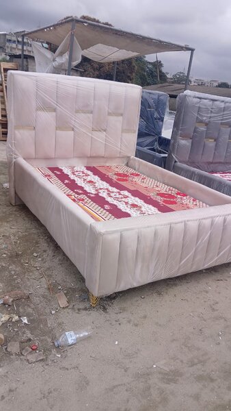 Lit rembourré moderne luxe