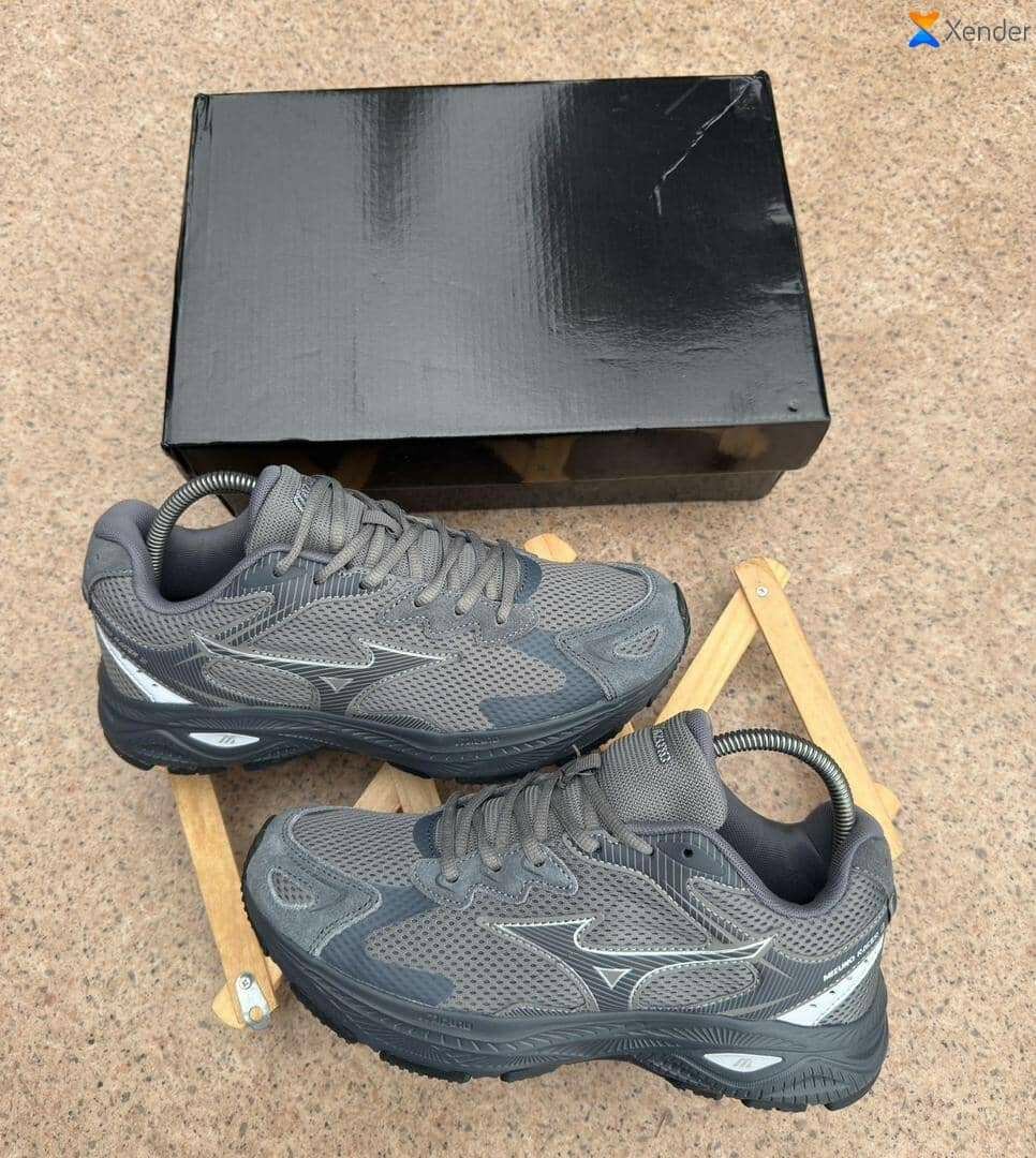 Chaussures de sport Mizuno