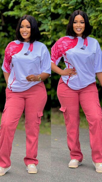 Women's 2-piece suit, T-shirt and cargo pants