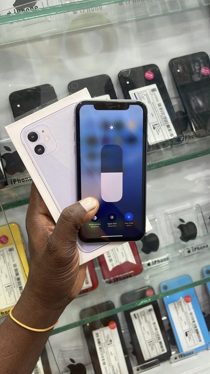 iPhone 11 Violet 64 Go