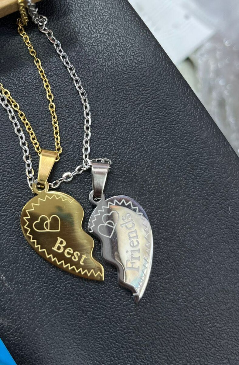 Couple/ Friendship necklaces