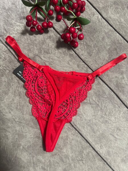 Culotte en dentelle  échancrée