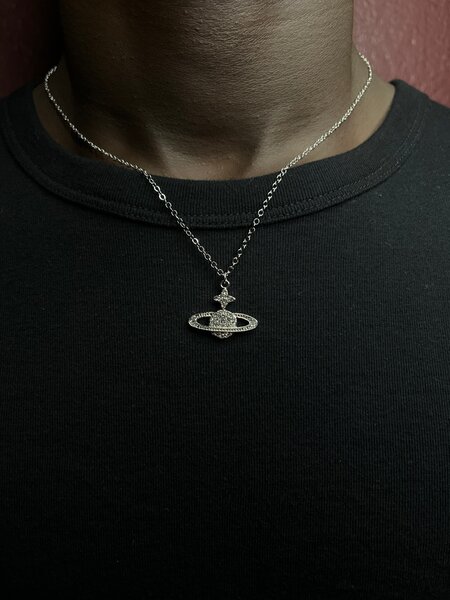 Collier Pendentif Planète Éclatant