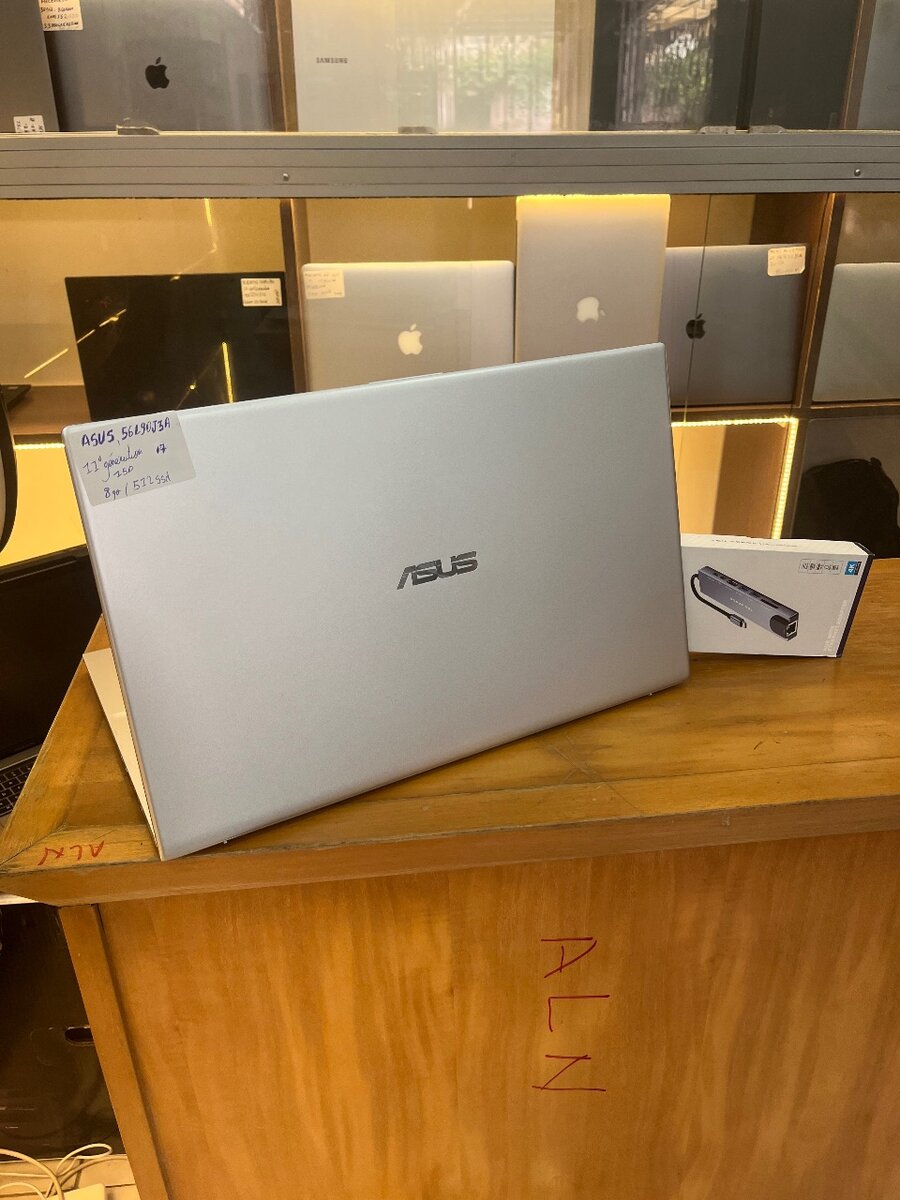 Portable ASUS Laptop 15.6"