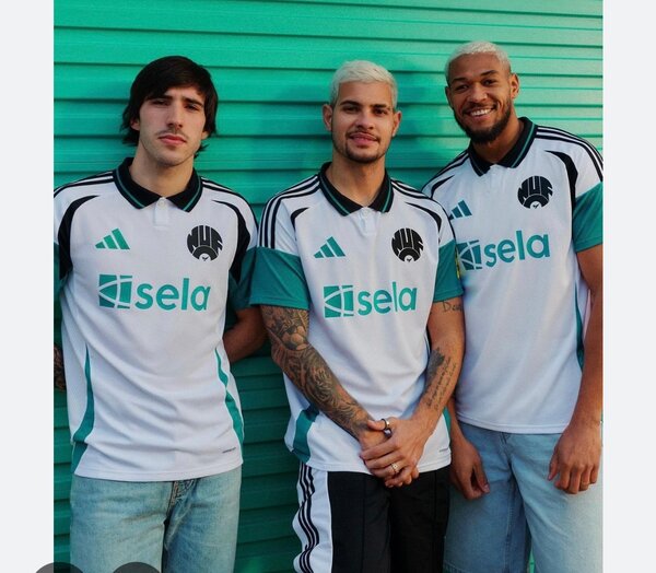 Maillots de football Adidas