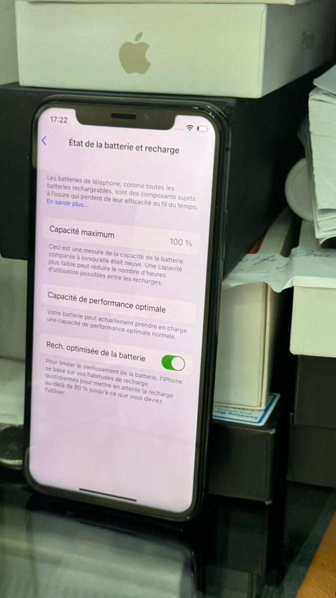 *iphone X 256giga second main propre :