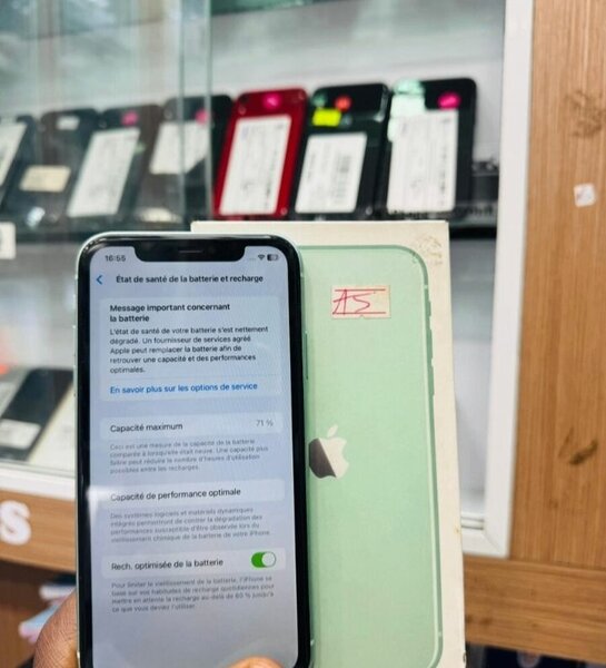 iPhone 12 simple casi neuf