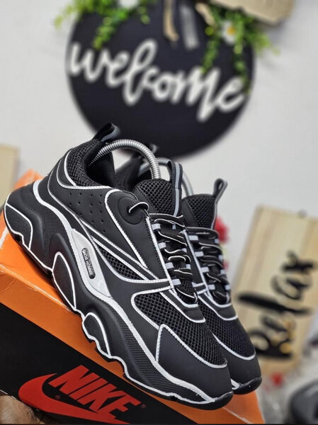 Baskets Noires Nike Sport