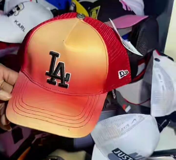 Casquette LA dégradé rouge