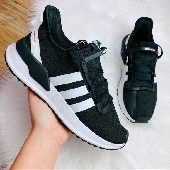 ADIDAS TRAINER