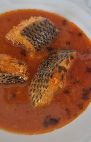 Filets de poisson en sauce