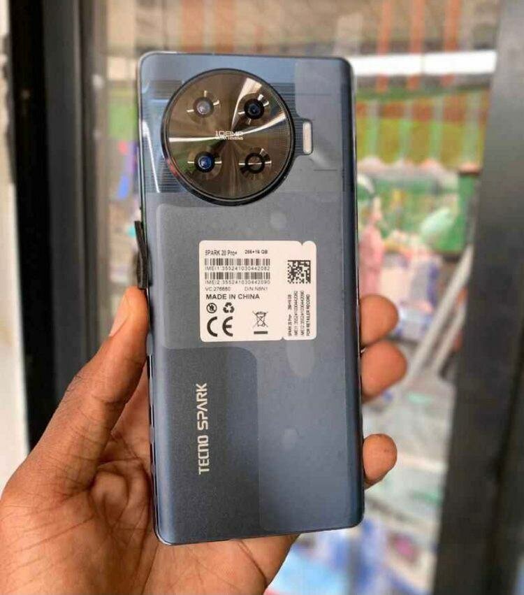 Smartphone Tecno Spark Avancé