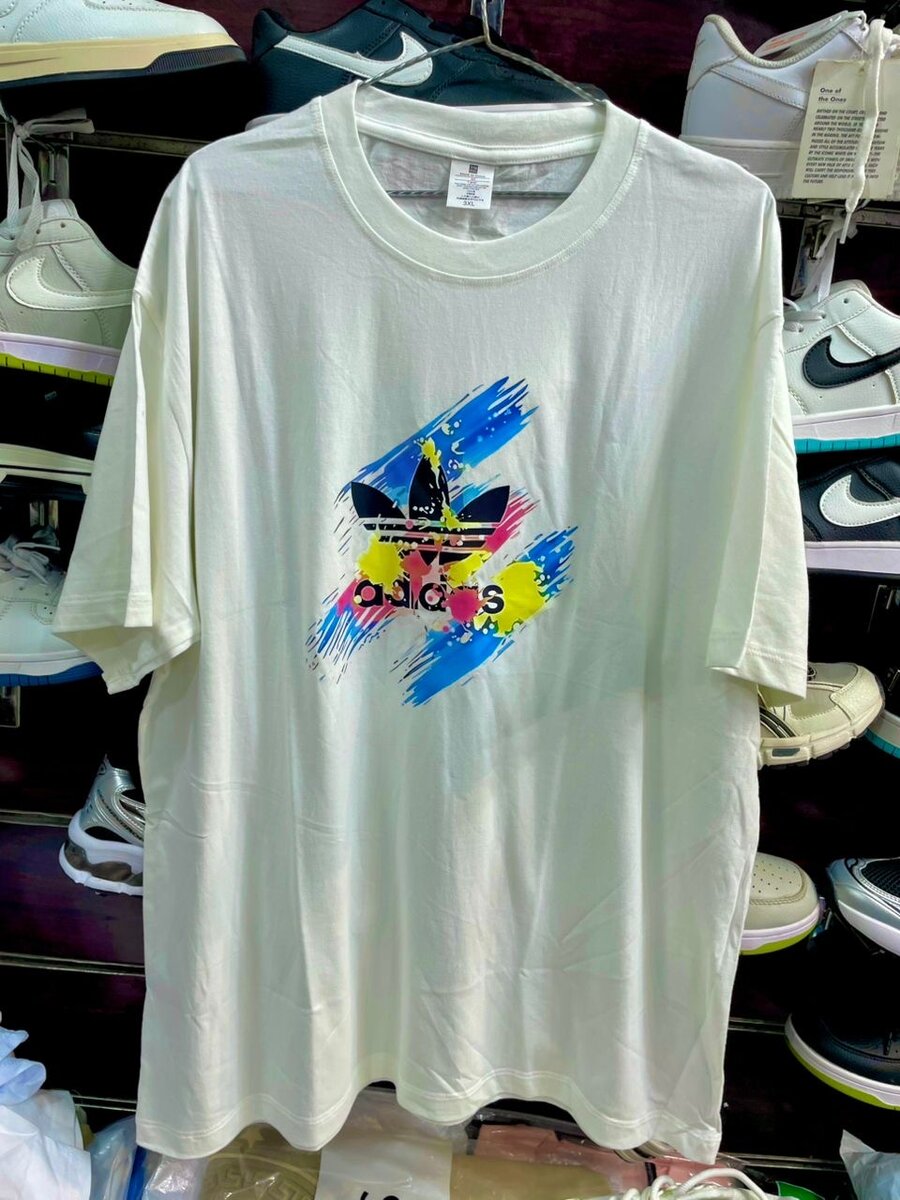 T-shirt graphique décontracté