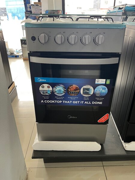 Cusiniere a four midea